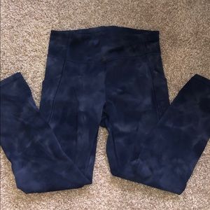 Blue tie dye invigorate leggings